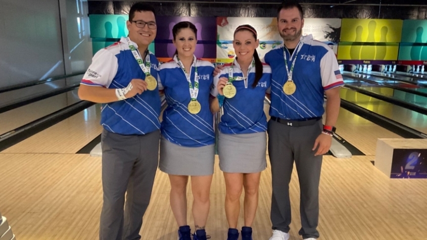 Kris Prather, Bryanna Coté, Shannon O'Keefe and AJ Johnson with medals at 2022 PANAM Champion of Champions